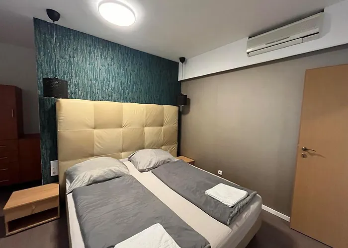 Apartman Y *
